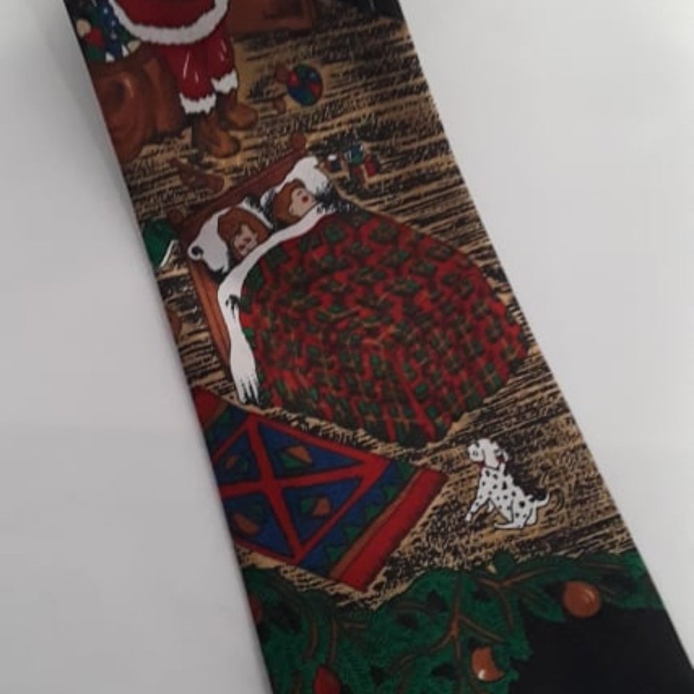 RENAISSANCE NECKTIE - CLASSIC CHRISTMAS THEME PATTERN - HAND MADE POLYESTER